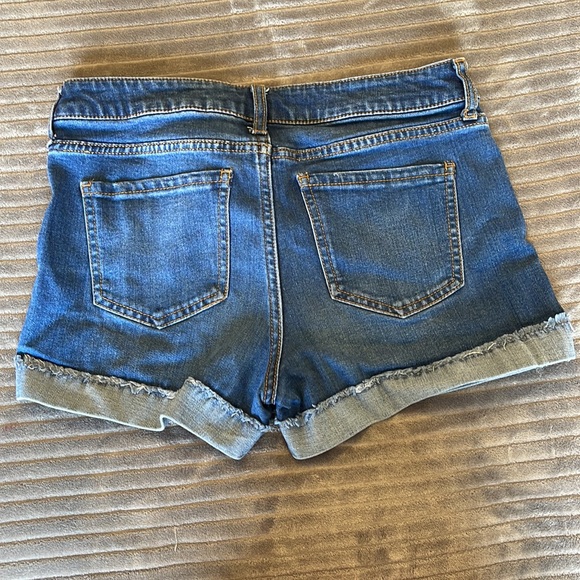 Celebrity Pink mid rise jean shorts - Size 5/27 - Good condition - Picture 3 of 3